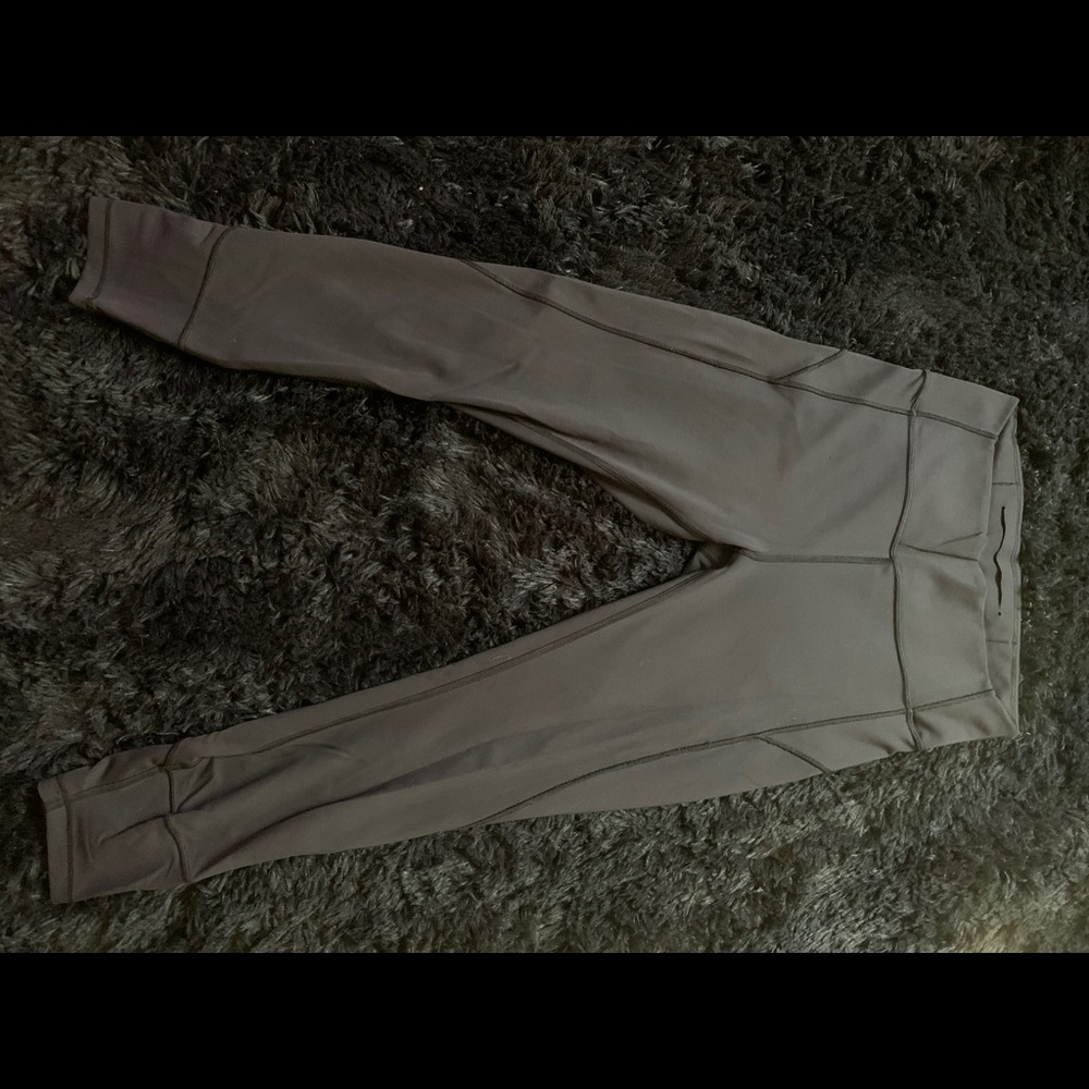 LULULEMON 7/8 TIGHT IN THE MOVEMENT EVERLUX